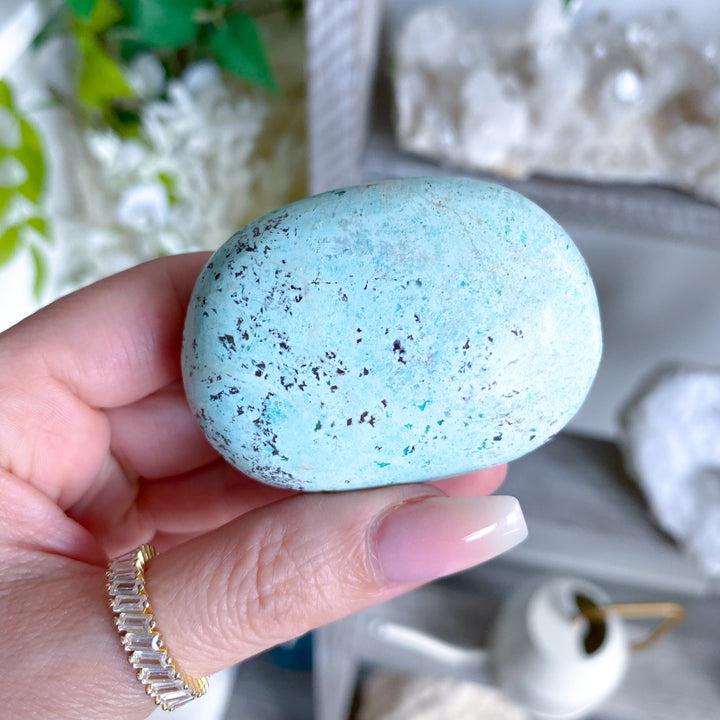 Calming Turquoise Palm Stone #5 - Aligns all the Chakras