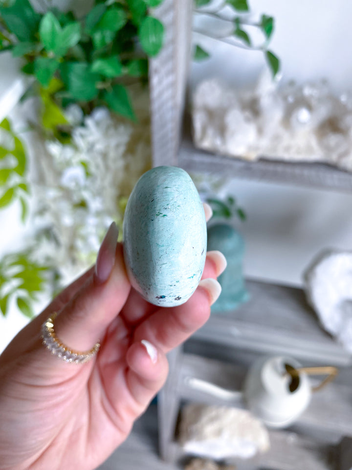 Calming Turquoise Palm Stone #5 - Aligns all the Chakras