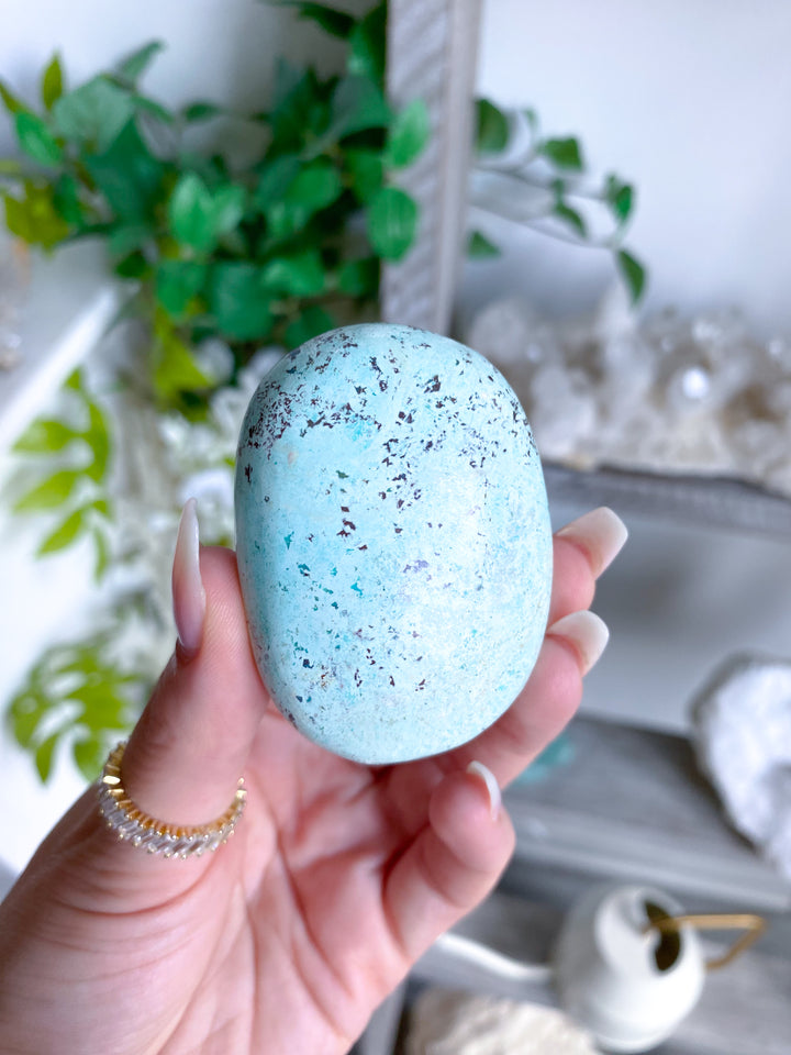 Calming Turquoise Palm Stone #5 - Aligns all the Chakras