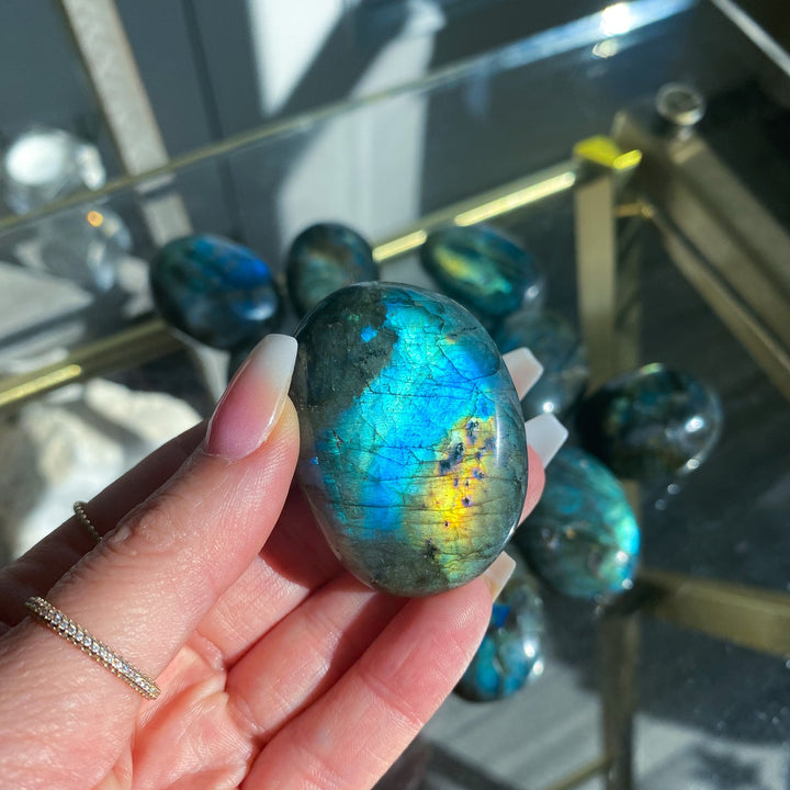 Flashy Labradorite Pebble Palm
