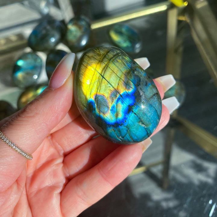 Flashy Labradorite Pebble Palm