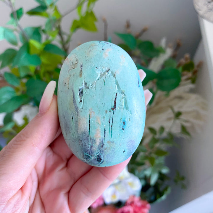 B Quality Turquoise Palm Stone 