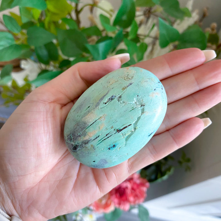 B Quality Turquoise Palm Stone 