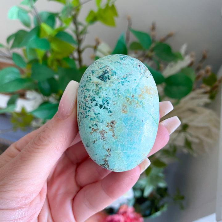 B Quality Turquoise Palm Stone 