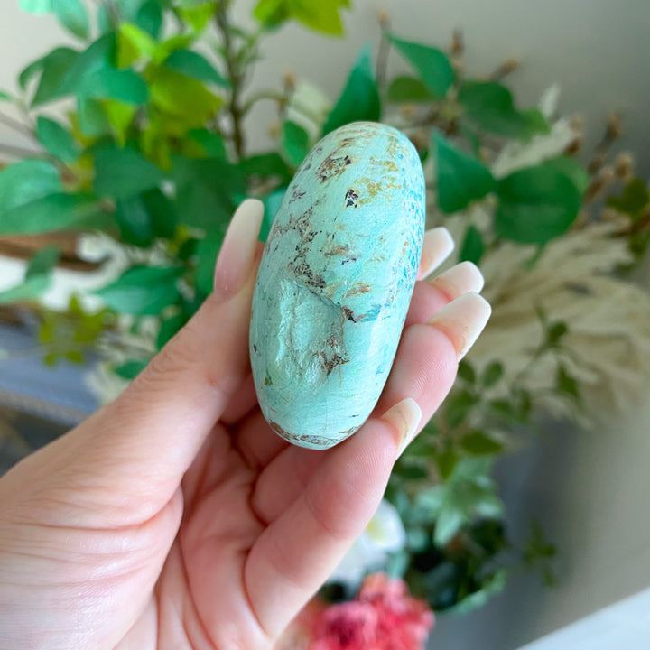 B Quality Turquoise Palm Stone 