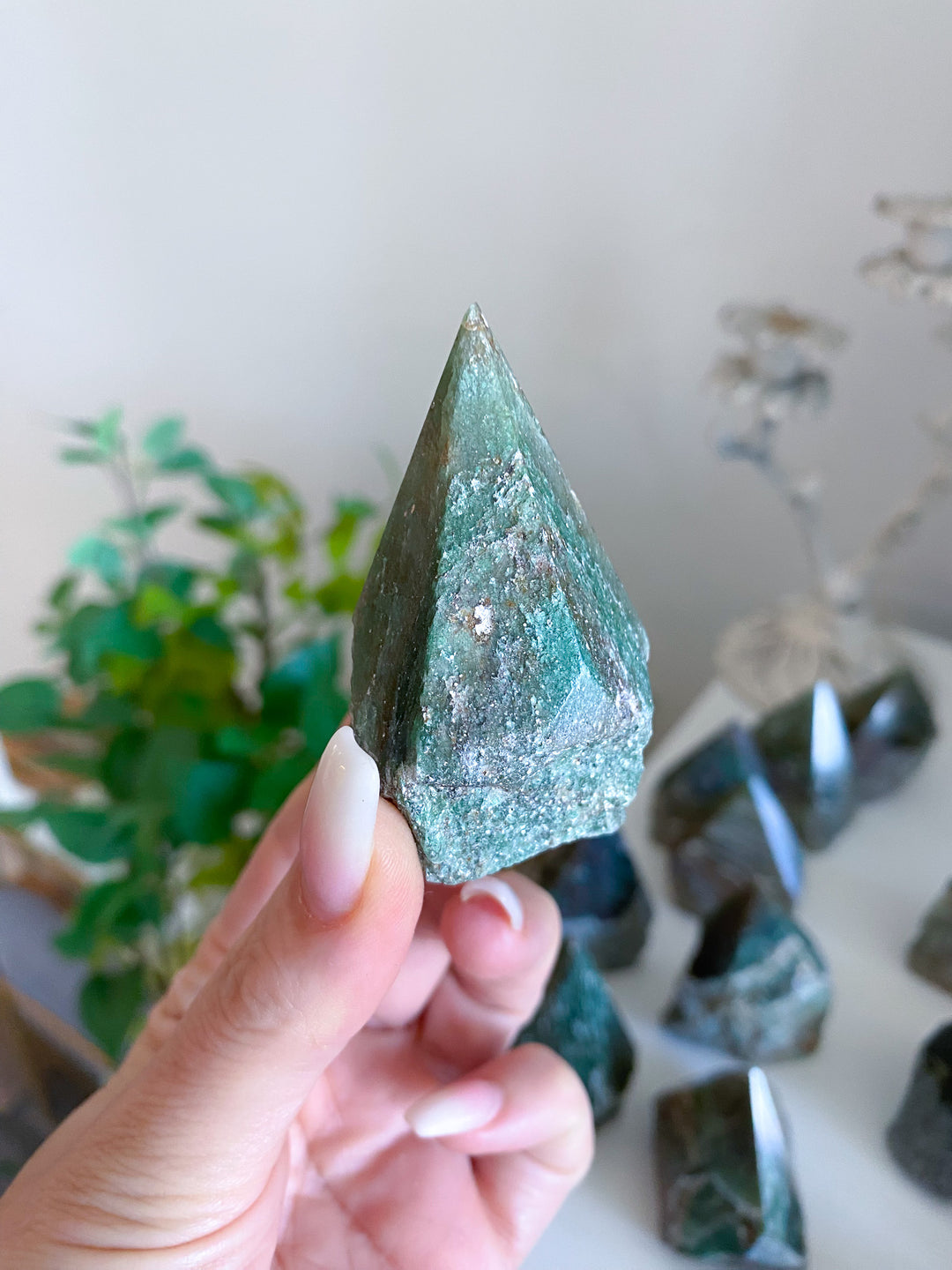 MONEY MAGNET Dark Green Aventurine Top Polish Point