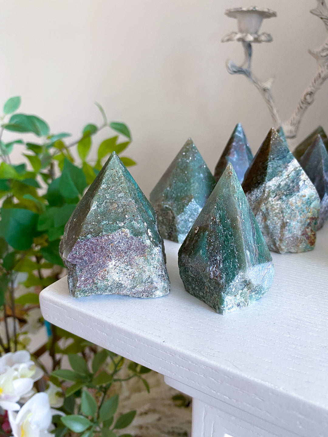 MONEY MAGNET Dark Green Aventurine Top Polish Point