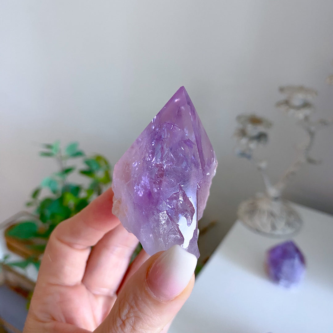 Amethyst Top Polish Point w/ Hematite