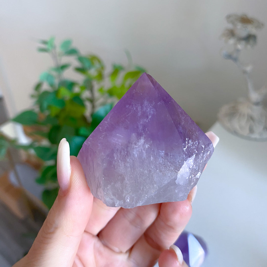 Small Amethyst Top Polish Point