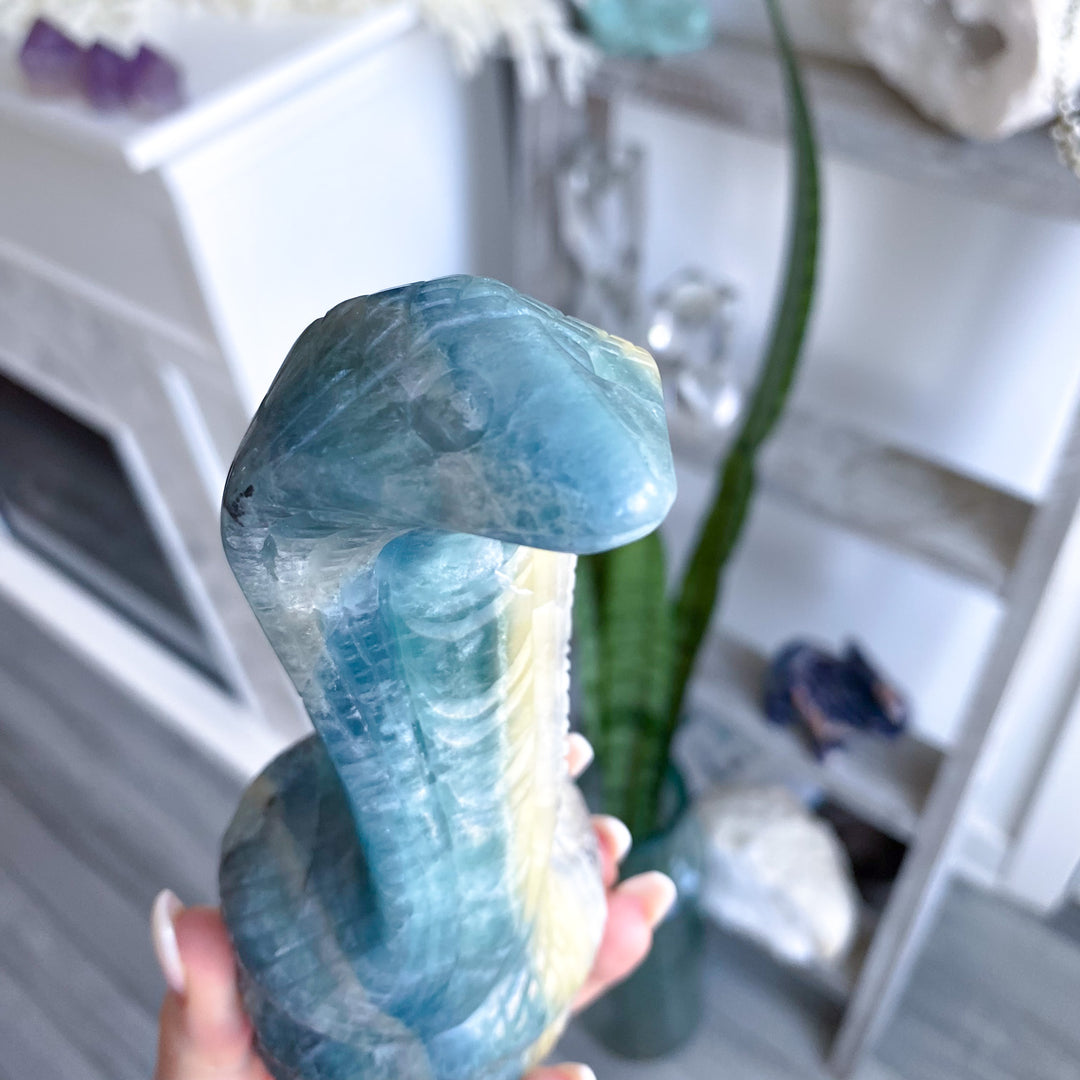 Blue Fluorite with White Stripe Snake 6" - Cobra Carving