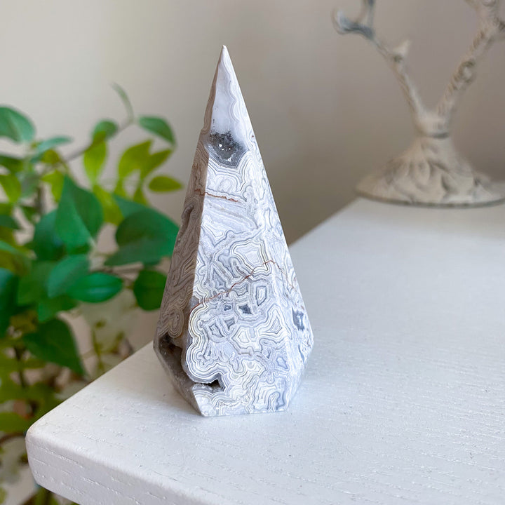 White Drusy Crazy Lace Agate Tower 
