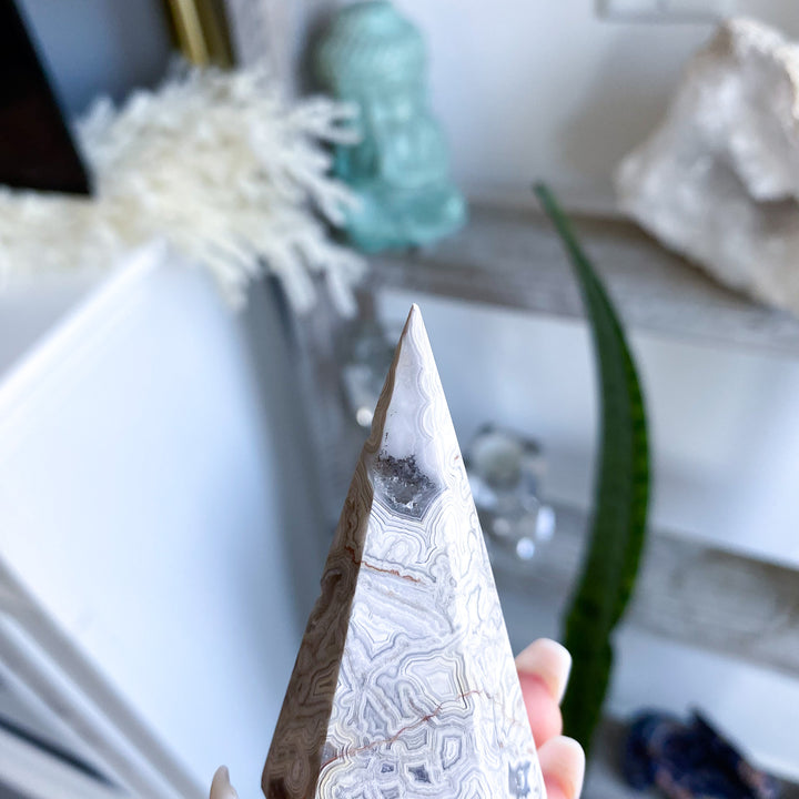White Drusy Crazy Lace Agate Tower 
