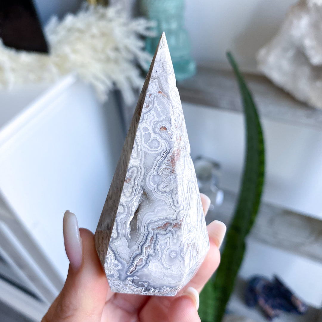 White Drusy Crazy Lace Agate Tower 
