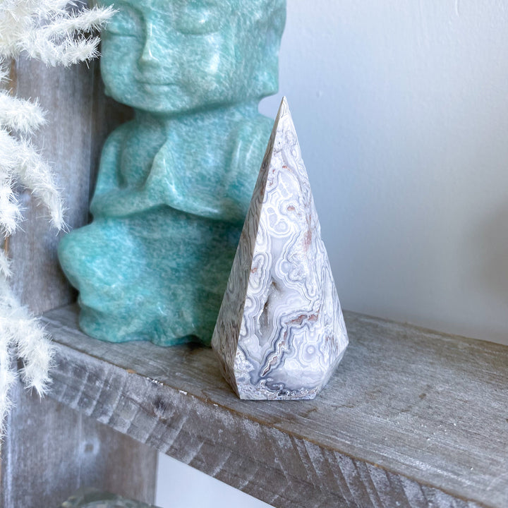 White Drusy Crazy Lace Agate Tower 
