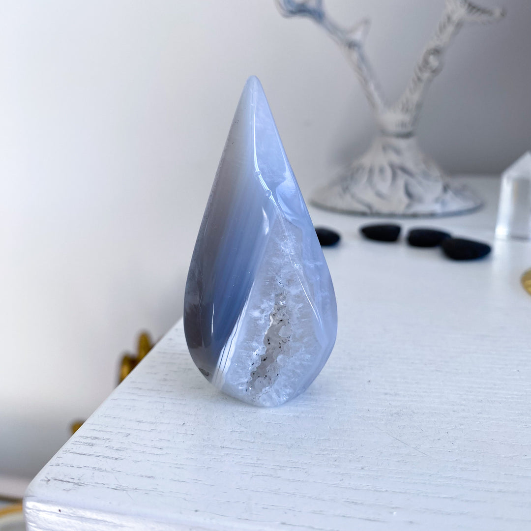 Druzy Blue Agate Flame 