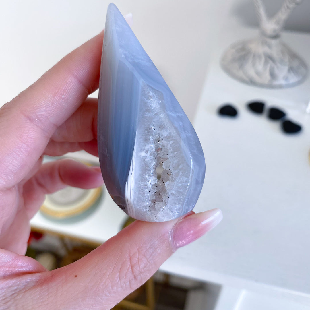 Druzy Blue Agate Flame 