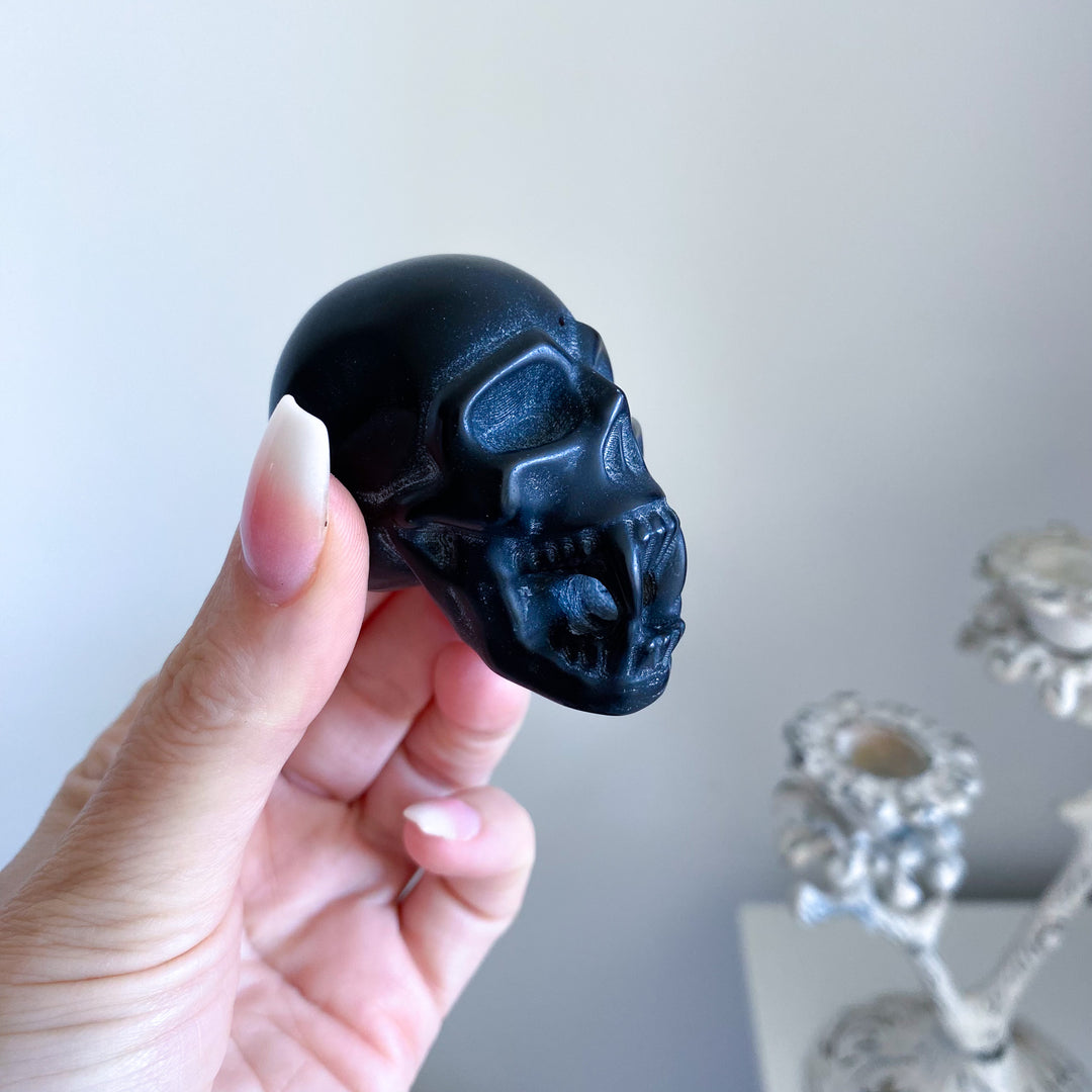Black Obsidian Vampire Skull 
