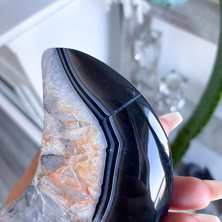 XL Black Agate Moon 