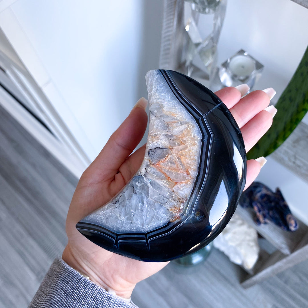 XL Black Agate Moon 