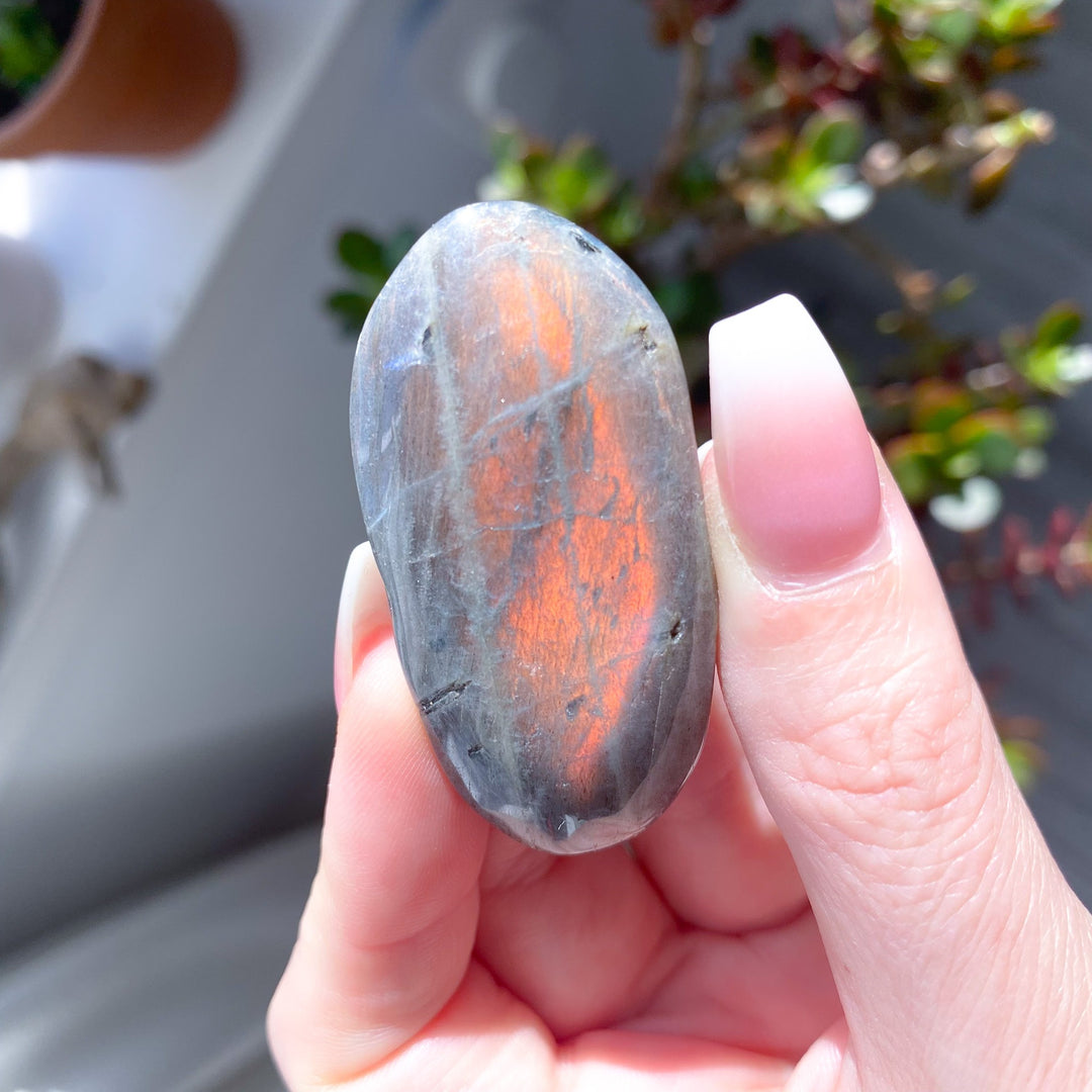Long Orange Flash Labradorite Pebble 