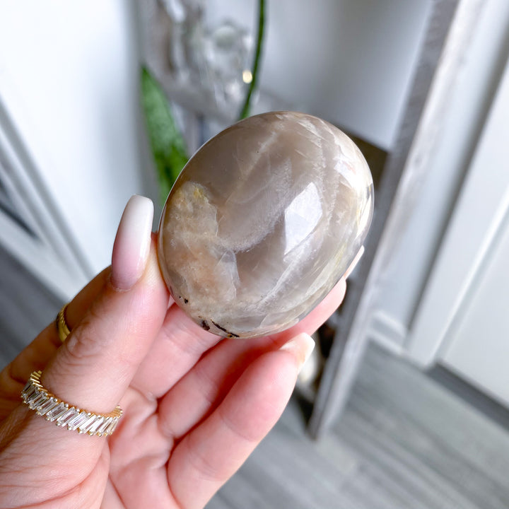 Flashy Mystic Peach Moonstone Palm 