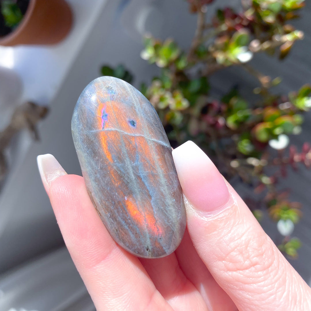 Long Orange Flash Labradorite Pebble 