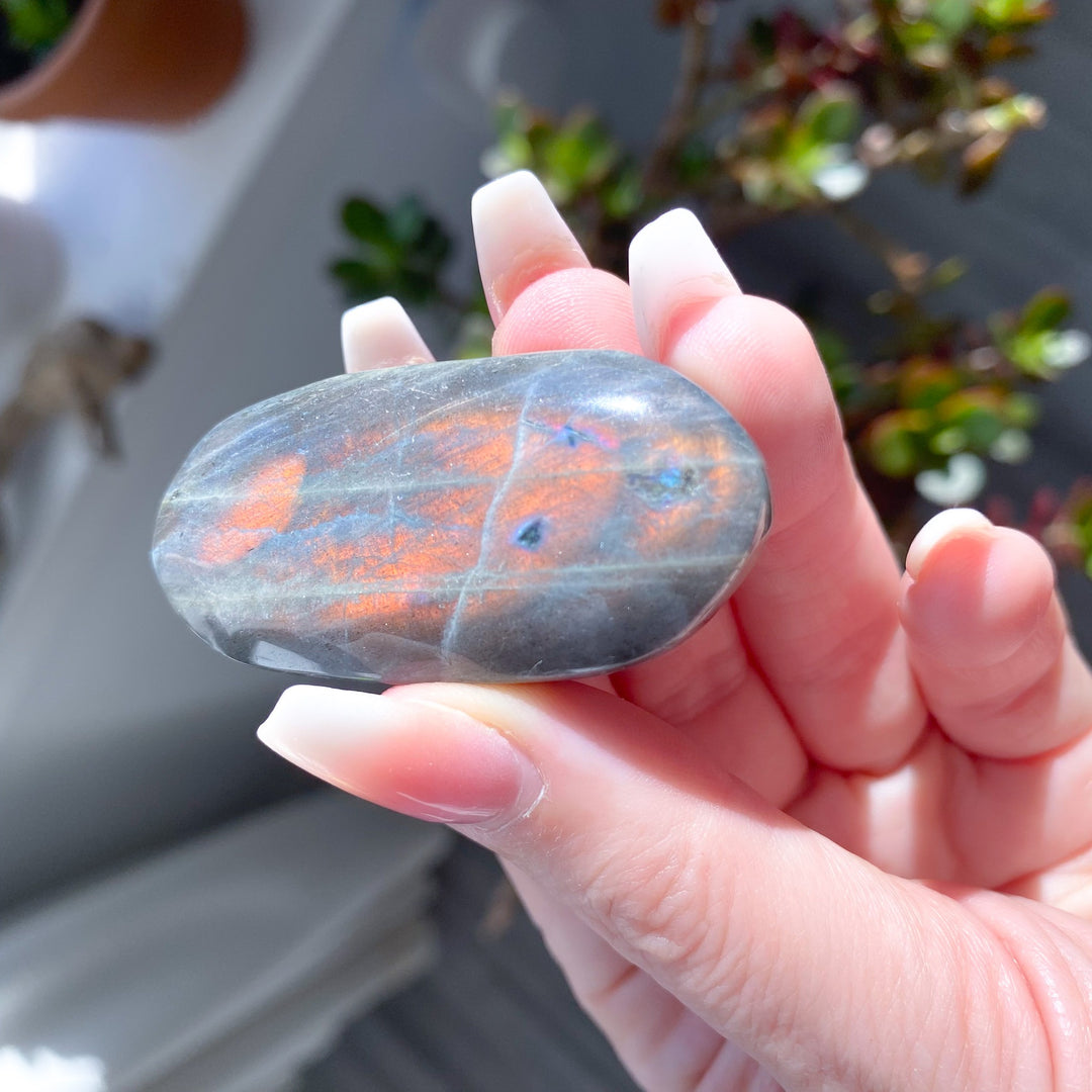 Long Orange Flash Labradorite Pebble 