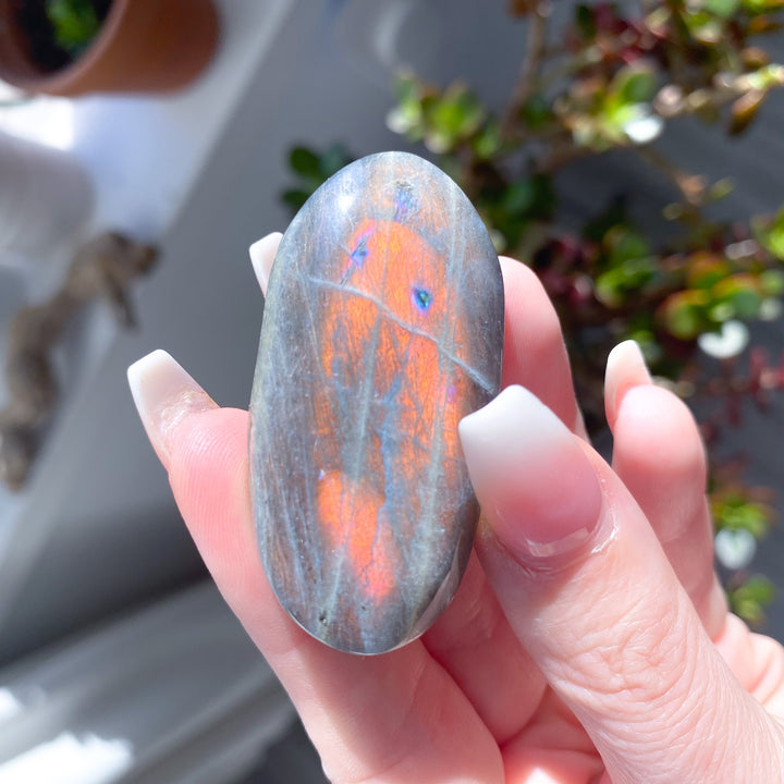 Long Orange Flash Labradorite Pebble 