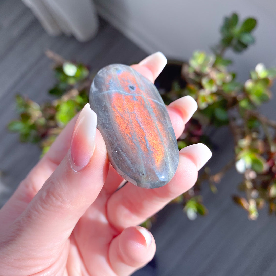 Long Orange Flash Labradorite Pebble 
