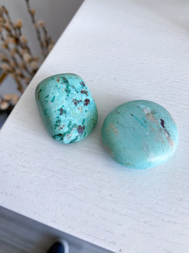Peruvian Turquoise Pebble Stone