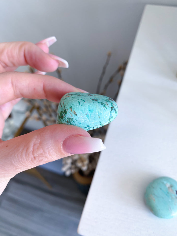 Peruvian Turquoise Pebble Stone
