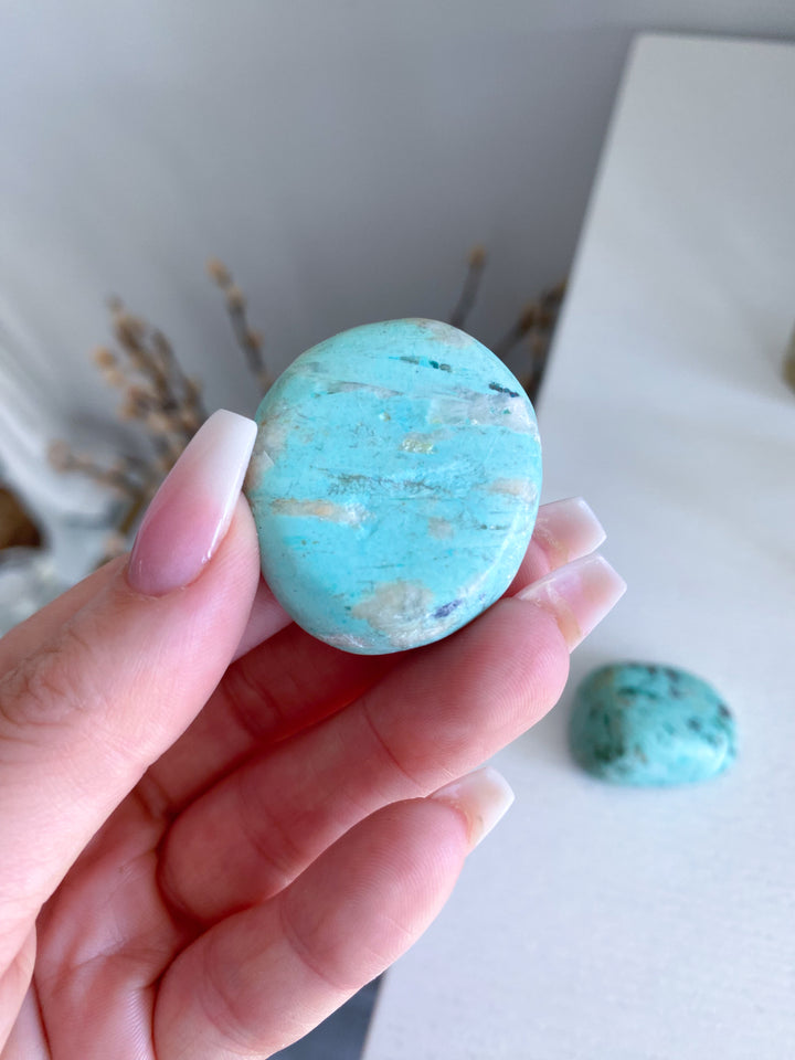 Peruvian Turquoise Pebble Stone