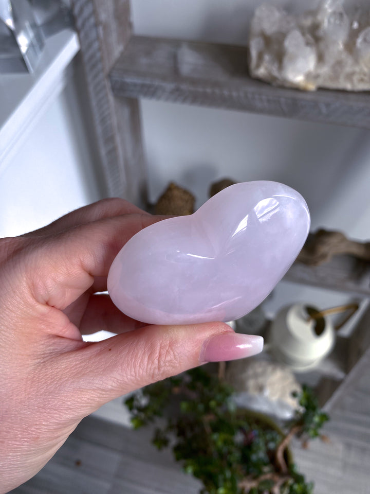 High Quality Pink Calcite Heart Carving 