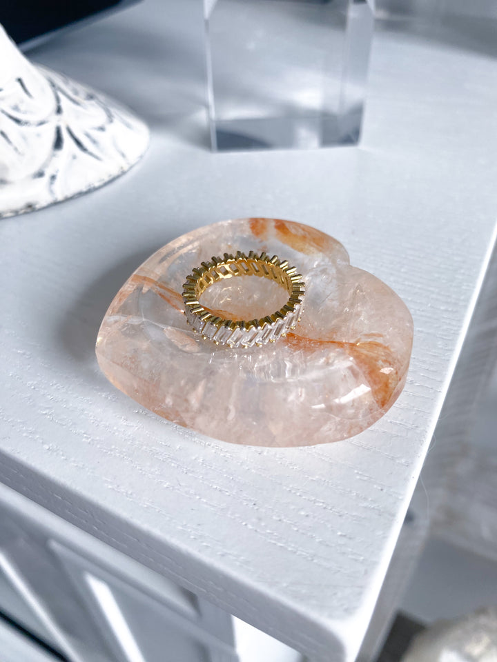 Small Quartz, Hematite Heart Dish