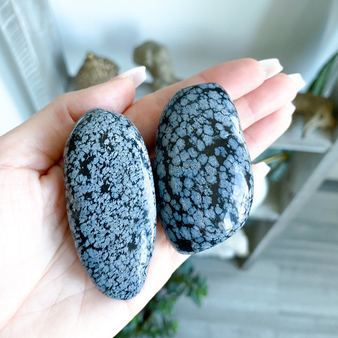 Long Snowflake Obsidian Pebble Palm Stone