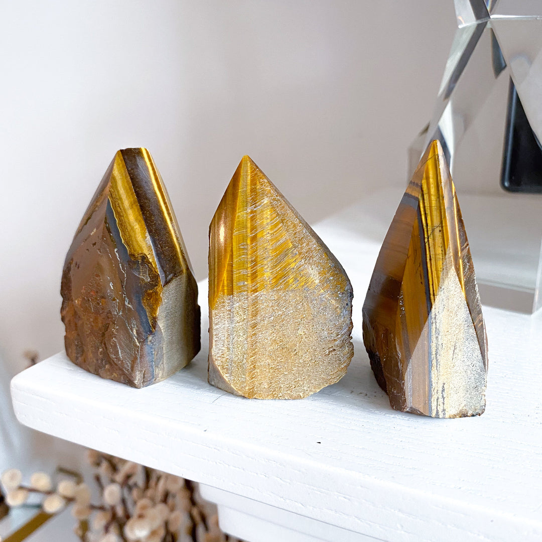 Tiger Eye Point - B Quality