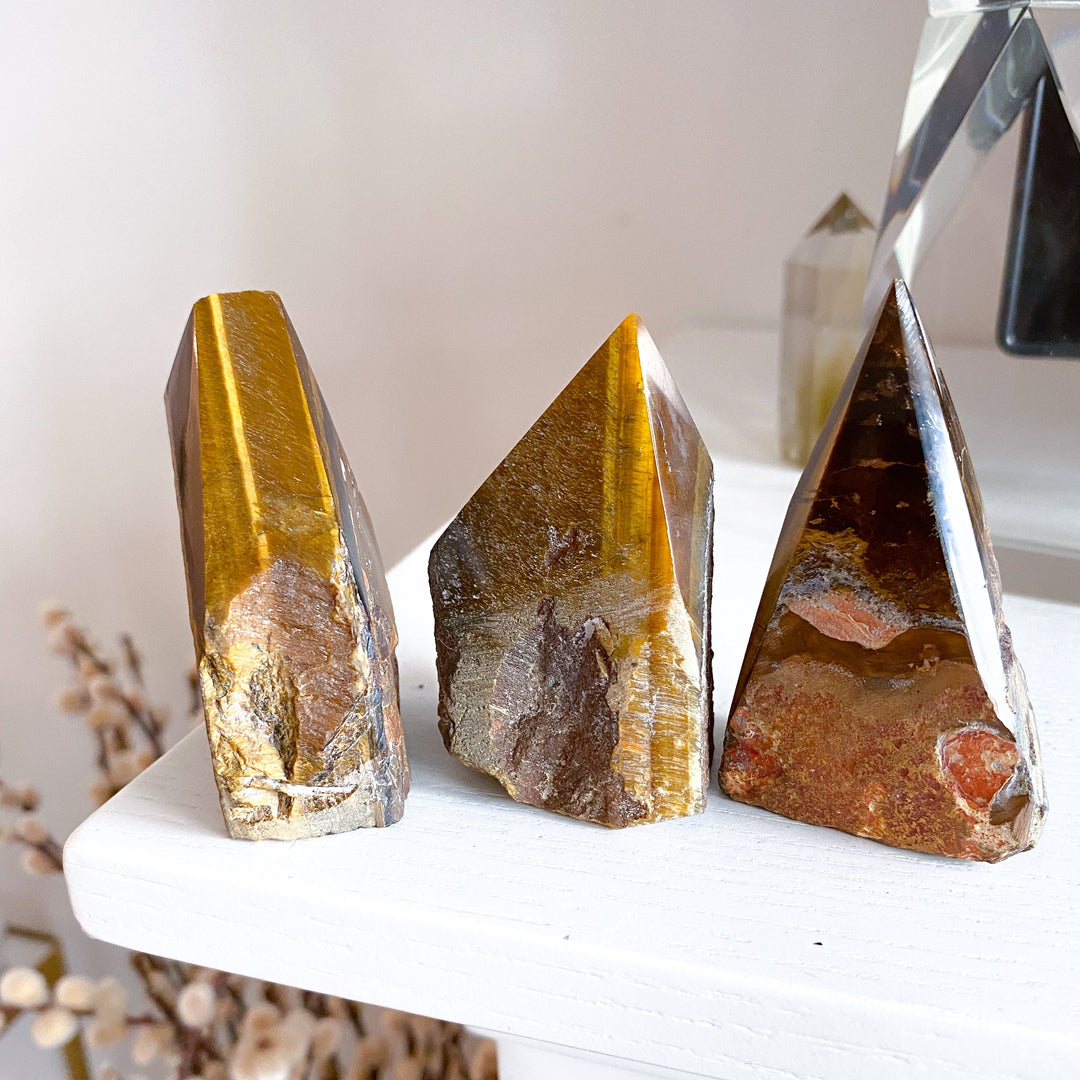 Tiger Eye Point - B Quality