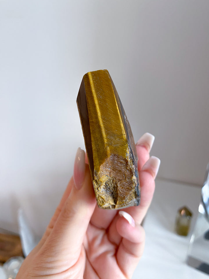Tiger Eye Point - B Quality