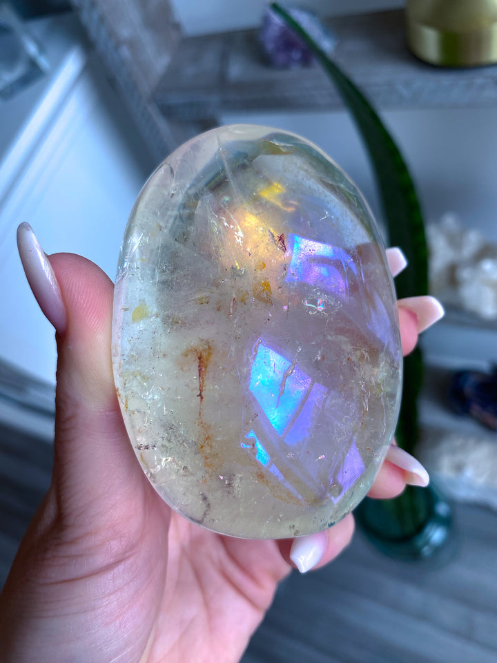 Inclusion Angel Aura Clear Quartz Palm Stone 
