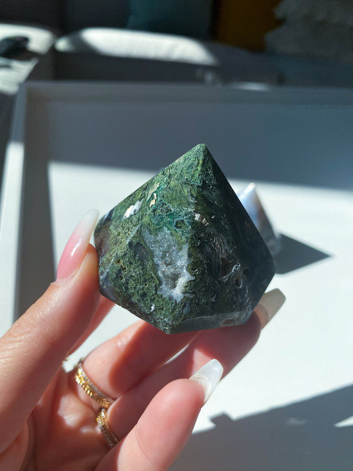 Unique Moss Agate DIAMOND Cut Tower