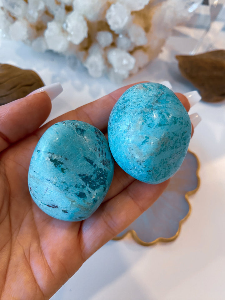 Beautiful Peruvian Turquoise Pebble Stone - Calm - Purity - Heart Chakra