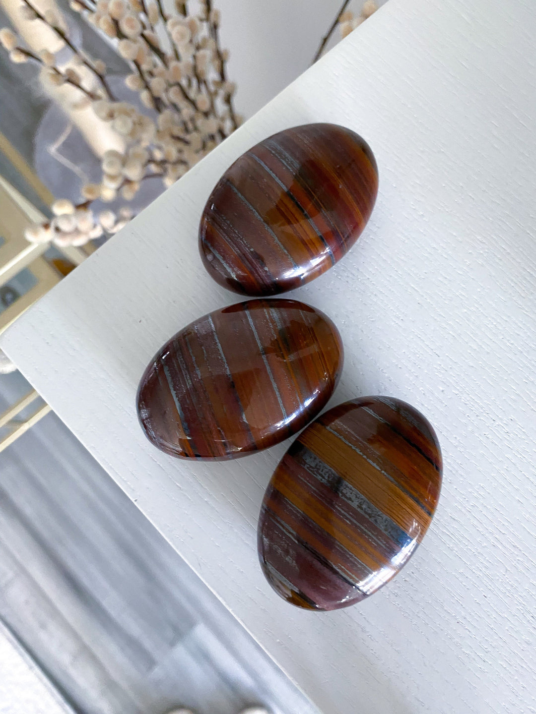 High Quality Tiger Iron Palm Stone