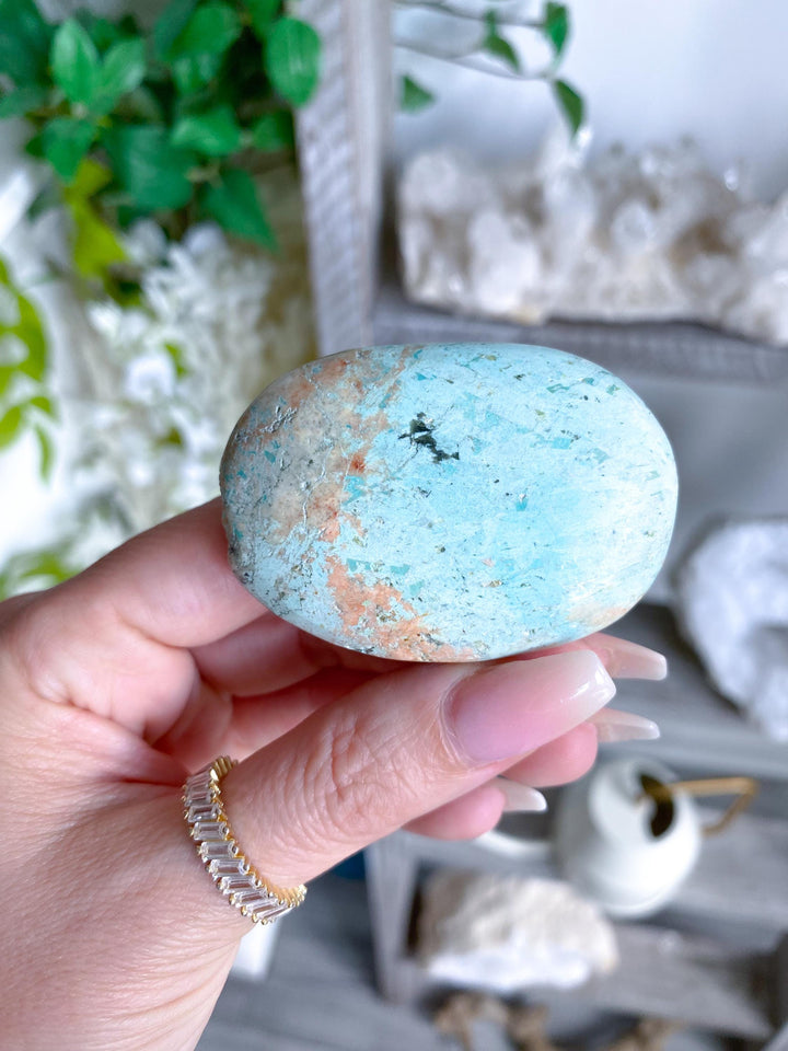 Turquoise Palm Stone #13 - Aligns all Chakras