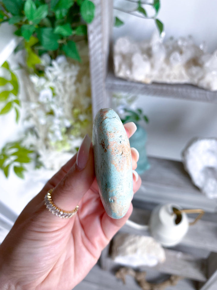 Turquoise Palm Stone #13 - Aligns all Chakras