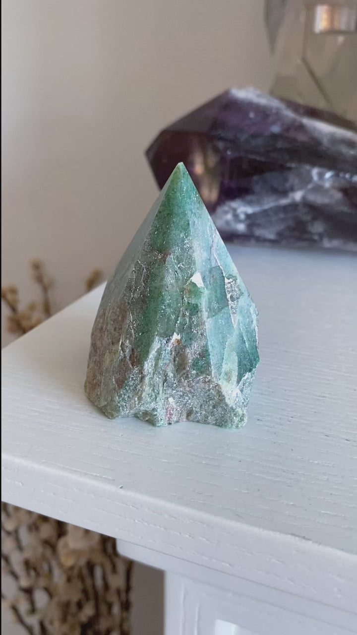 Dark Green Aventurine Top Polish Point #2
