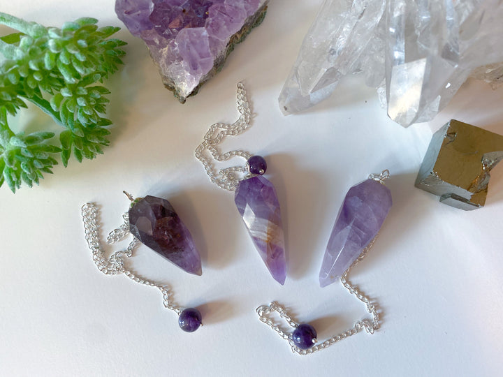 Amethyst Pendelum - Protection Stone - Energy Cleanse Crystal - Calming Cystal - Creativity - Crown Chakra - Third Eye Chakra