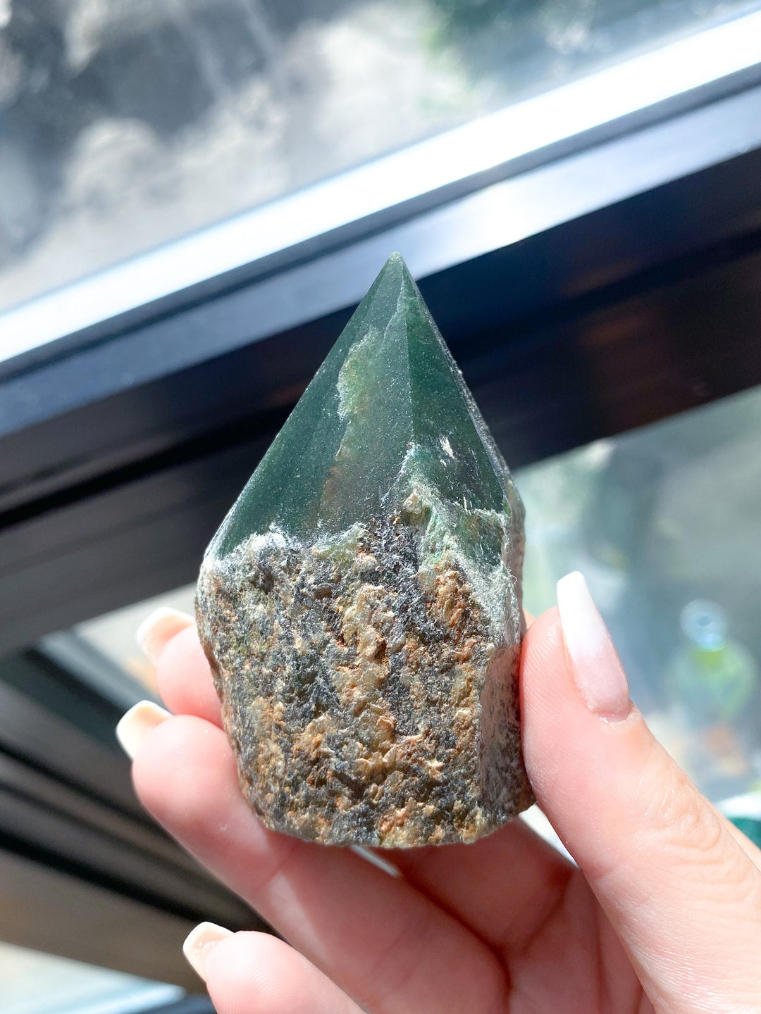 ABUNDANCE: Green Aventurine Point or Palm