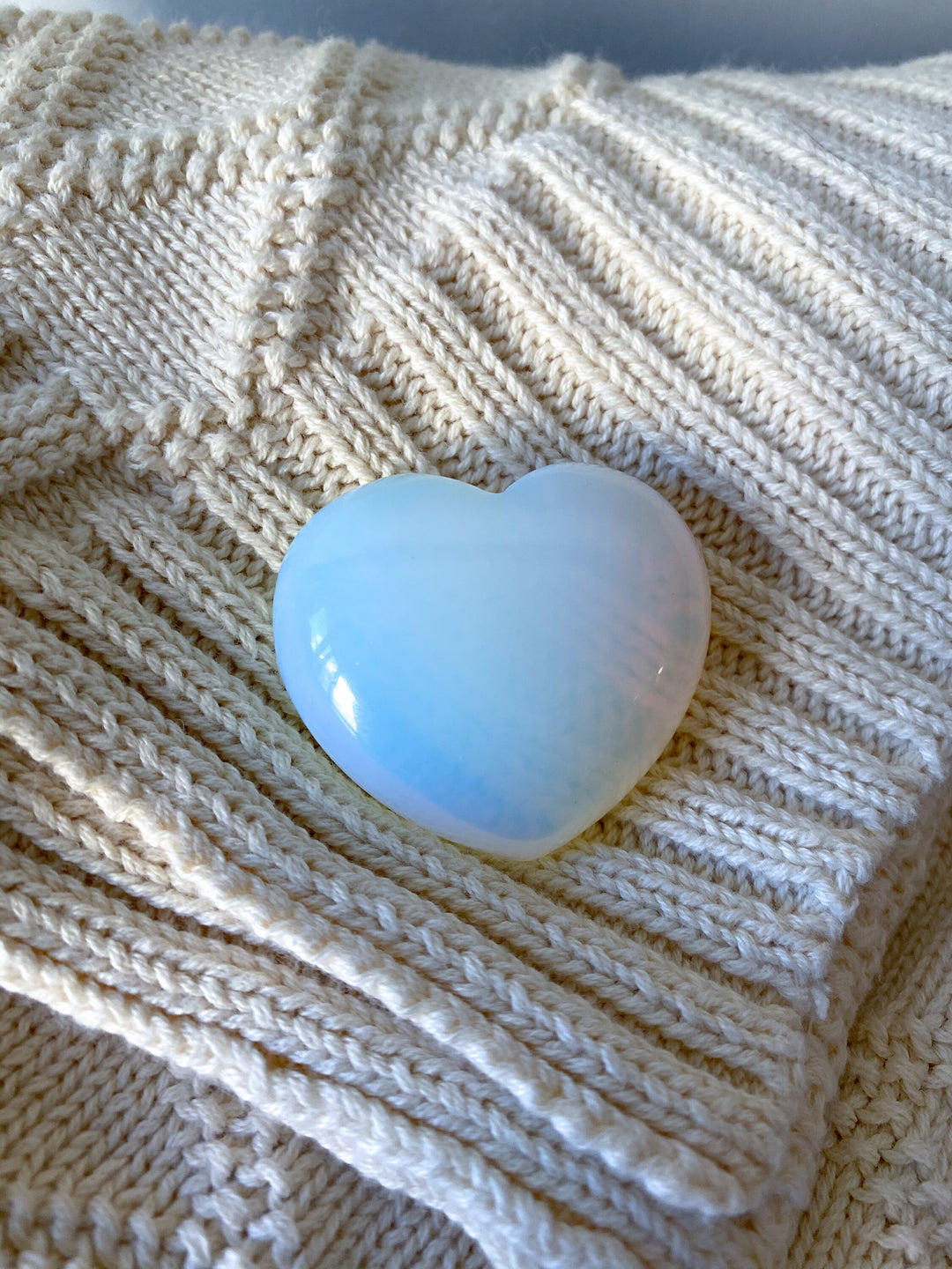 PUFFY Opalite Heart -