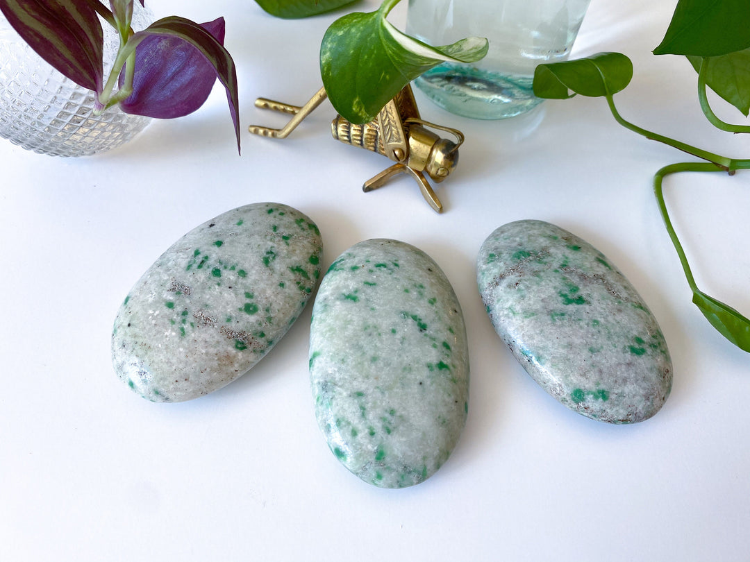 PROSPERITY Jade Palm Stone Green Sprout - Soothing Stone - Lucid Dreaming - Luck - Trust - Release - Meditation