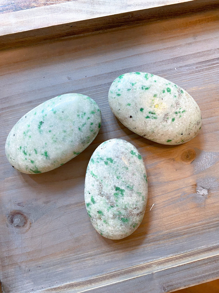 PROSPERITY Jade Palm Stone Green Sprout - Soothing Stone - Lucid Dreaming - Luck - Trust - Release - Meditation